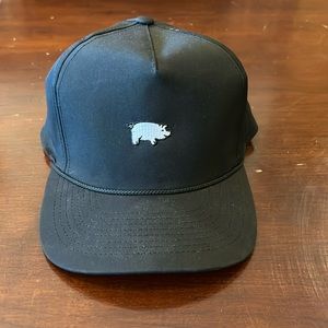 Black Adjustable Curly Tail Hat